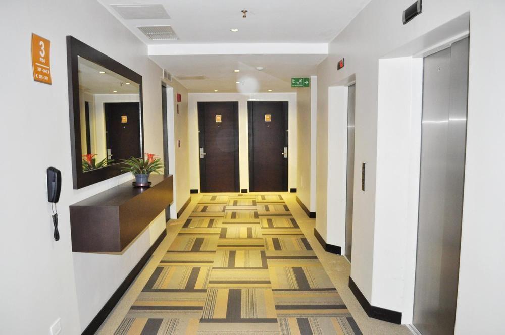 Hotel Chacao Suites 卡拉卡斯 外观 照片