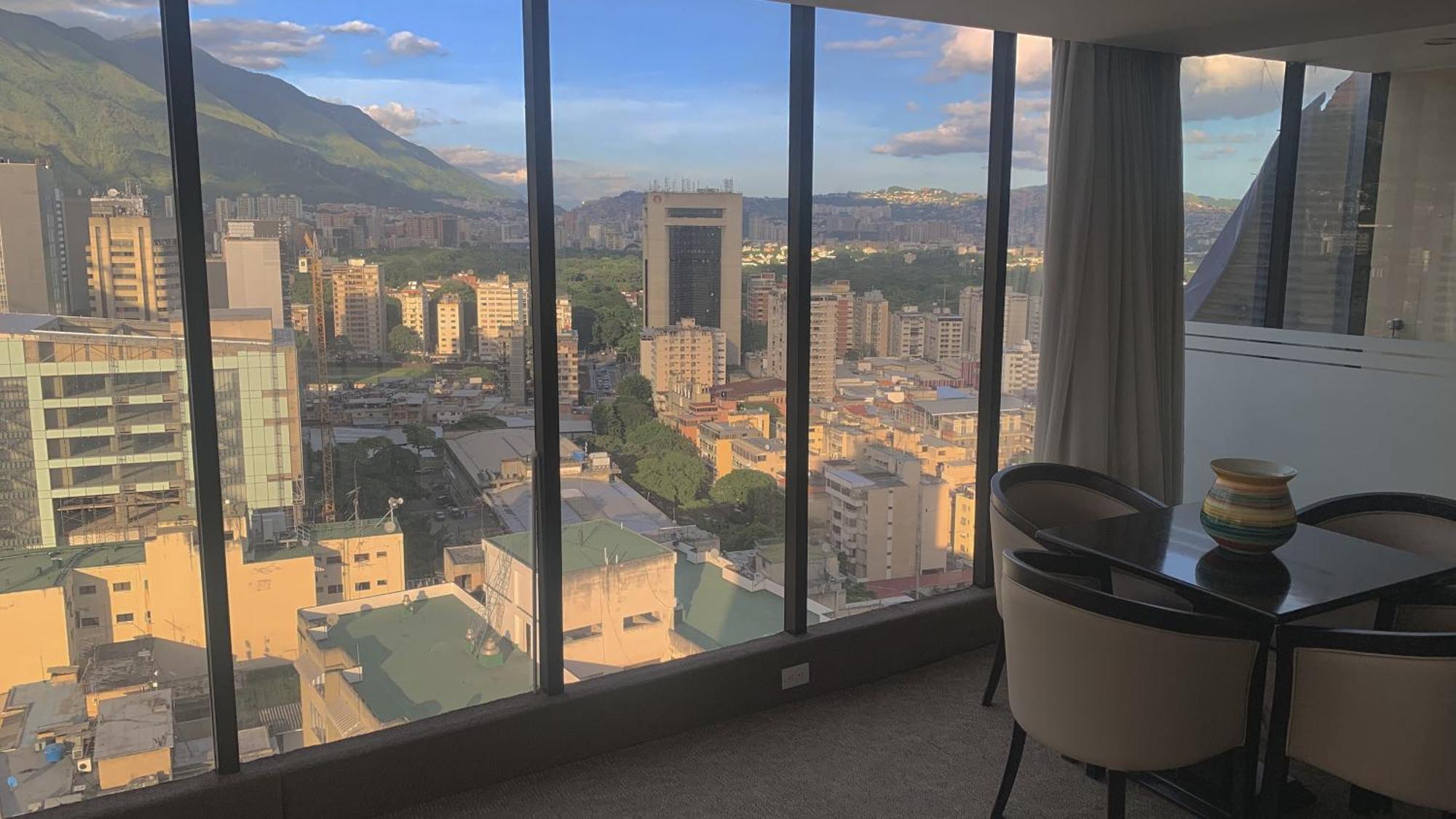 Hotel Chacao Suites 卡拉卡斯 外观 照片