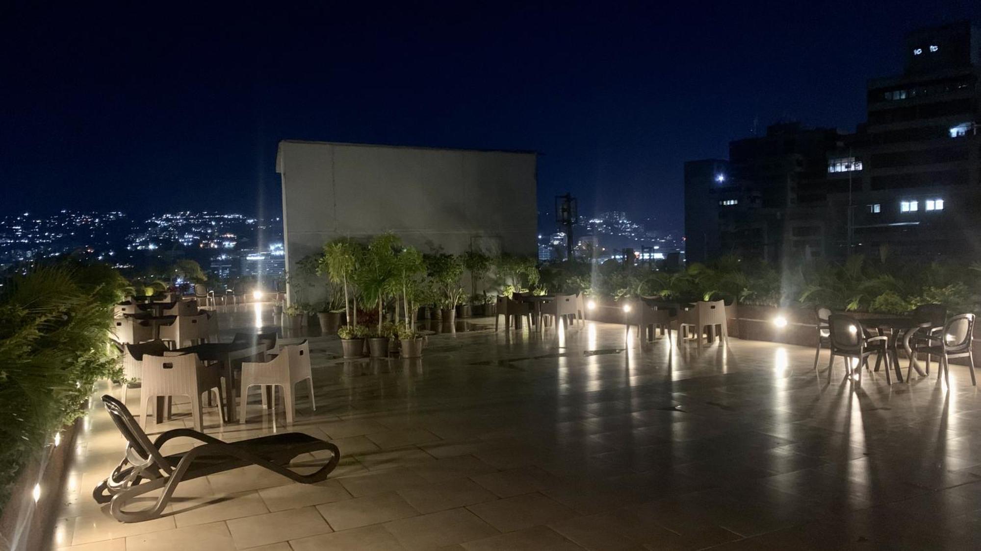 Hotel Chacao Suites 卡拉卡斯 外观 照片