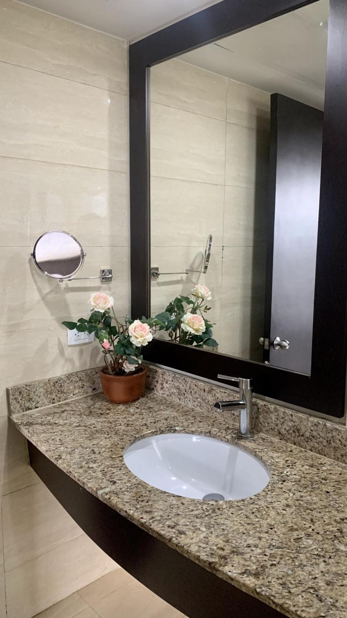 Hotel Chacao Suites 卡拉卡斯 外观 照片