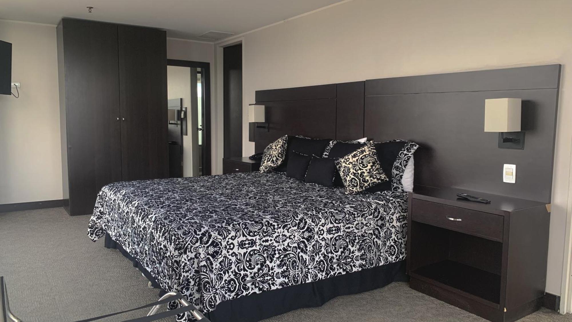Hotel Chacao Suites 卡拉卡斯 外观 照片