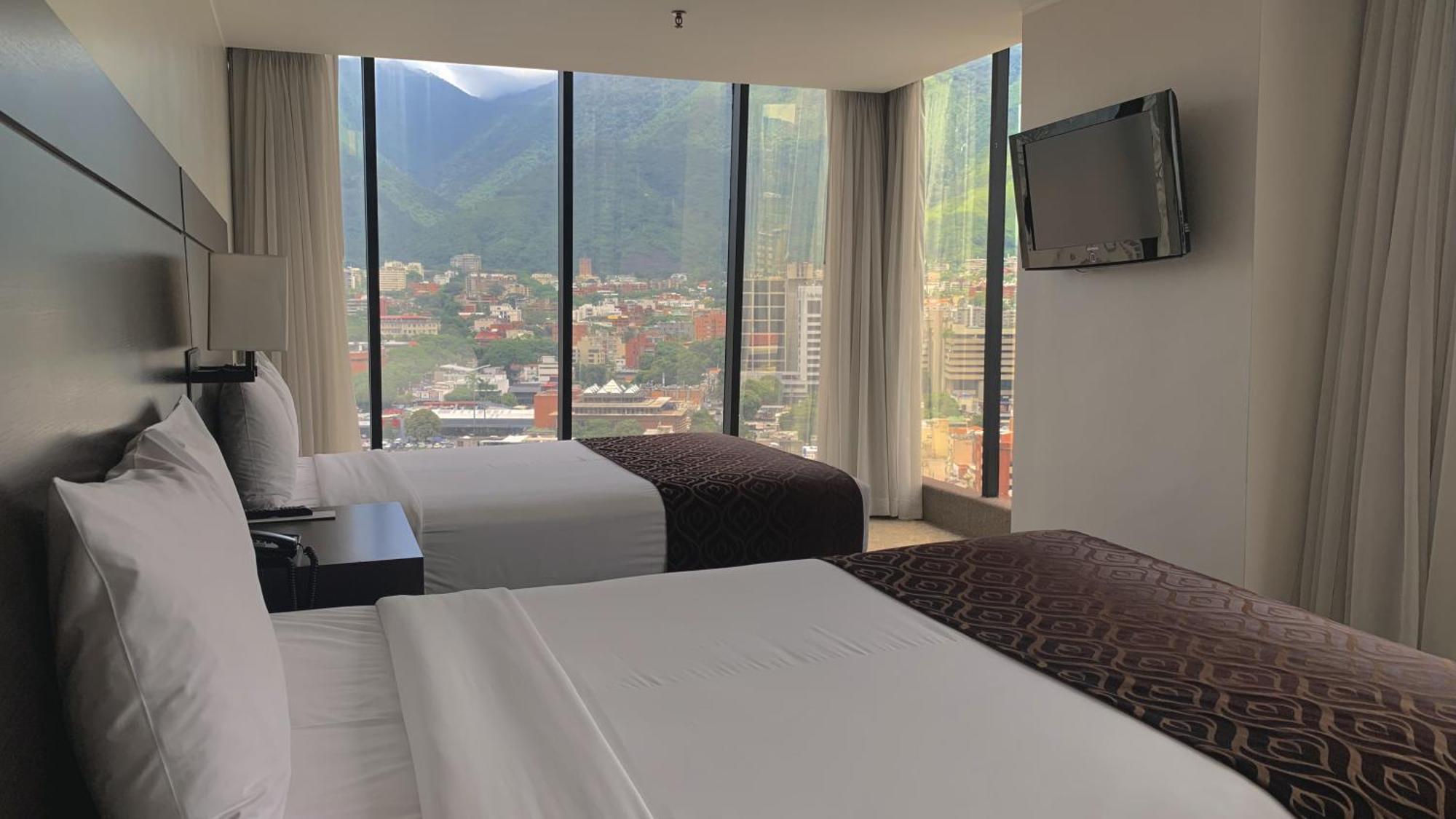 Hotel Chacao Suites 卡拉卡斯 外观 照片