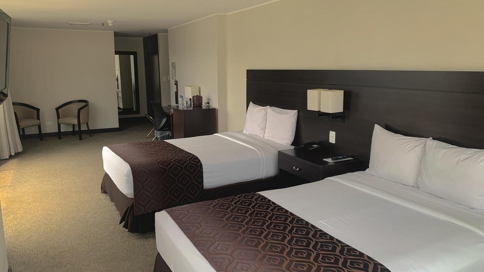 Hotel Chacao Suites 卡拉卡斯 外观 照片